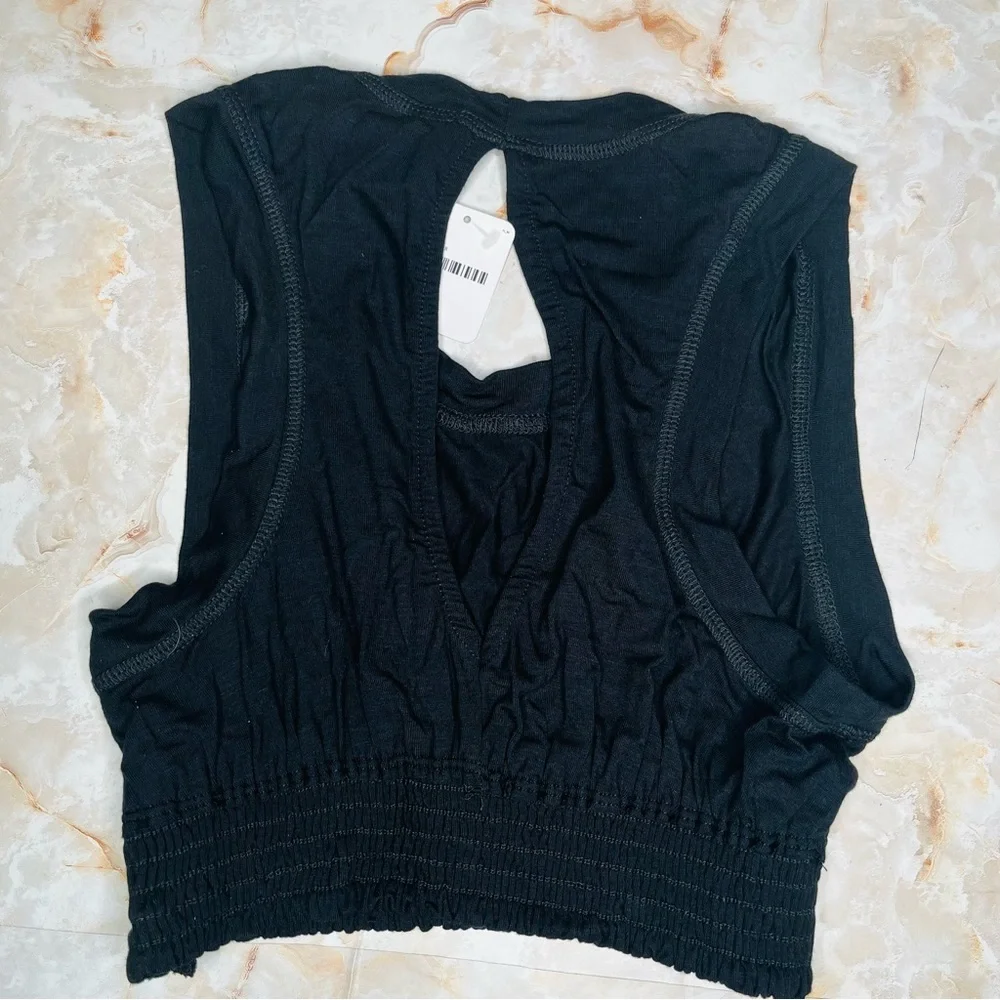 FREE PEOPLE BLACK CROPPED TANK TOP, BEACH, KEYHOLE CUTOUT BACK, ELASTIC WAIST
